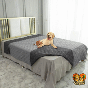 Durable pet hair-resistant throw blanket for businesses